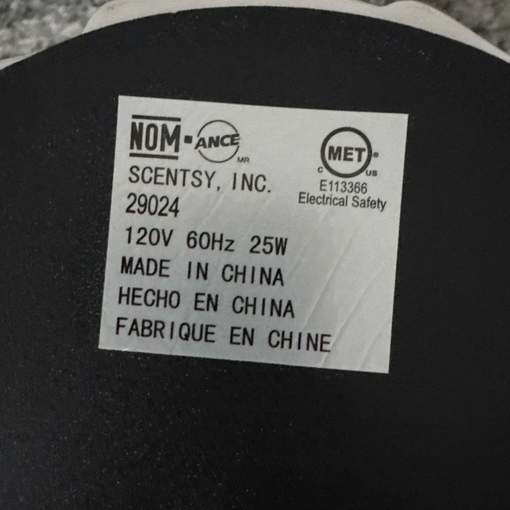 Retired Scentsy 